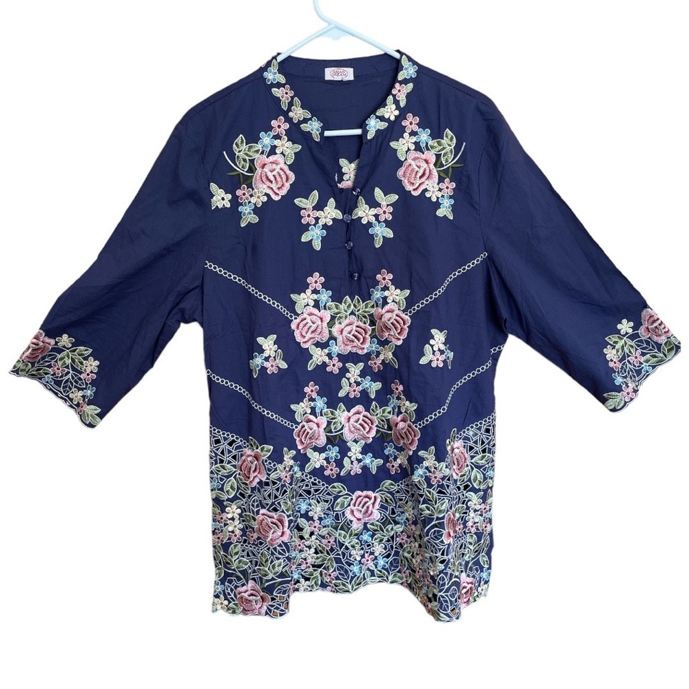 Asian Dreams Floral Embroidered Women’s Top See Measurements for Sizing